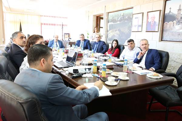 مجلس إدارة المدرسة الوطنية يناقش الاستراتيجيات والسياسات العامة المستقبلية
