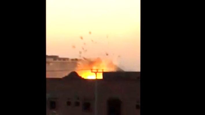 بالفيديو.. تبادل إطلاق نار بين الأمن ومسلحين في جدة