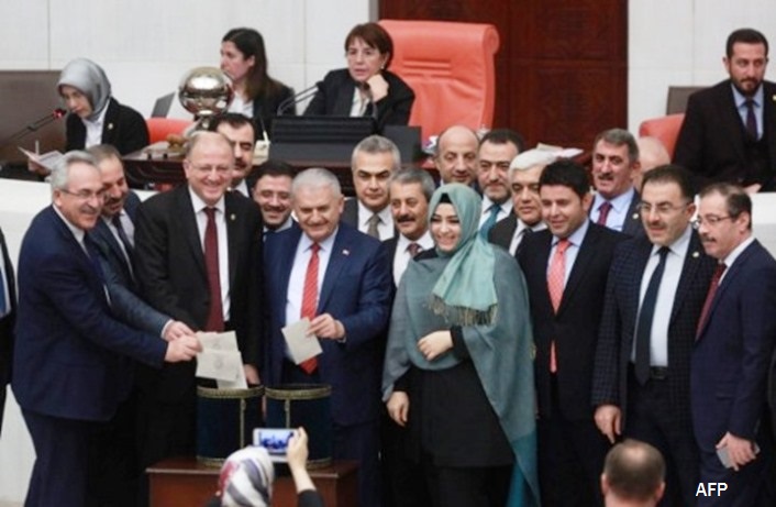 البرلمان التركي: