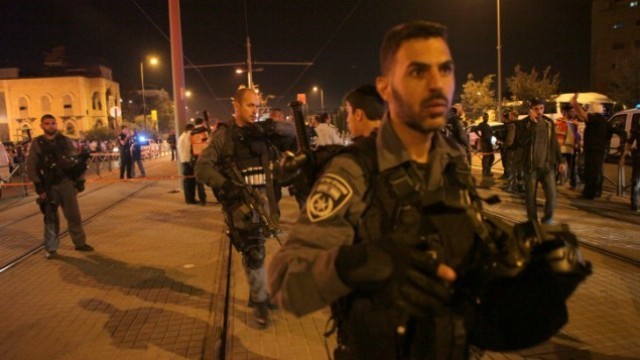 المحكمة الاسرائيلية تمنع النشر بقضية مقتل فلسطينيان في تل ابيب 