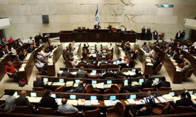 الكنيست تصادق بالقراءة الأولى على 