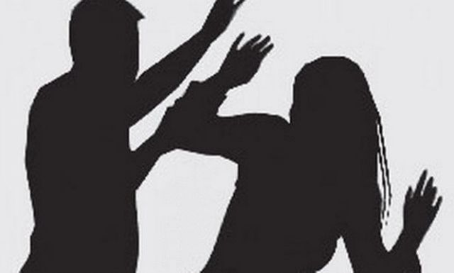 دعا صديقه لشرب الخمر