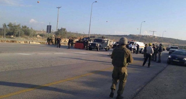 الاحتلال ينصب حاجزا عسكريا ويعيق تحركات المواطنين غرب جنين


