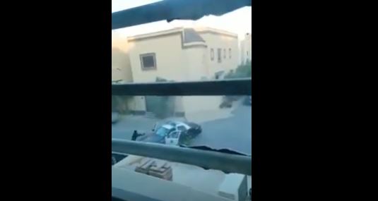 شرطي سعودي يقتل إرهابيين