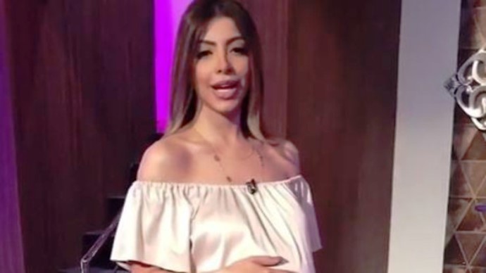 مواقف أطاحت بمذيعين ومذيعات مصريين (فيديو)