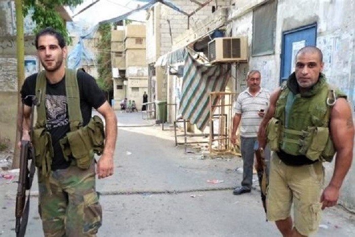 حماس وفتح تشتبكان في مخيم المية ومية
