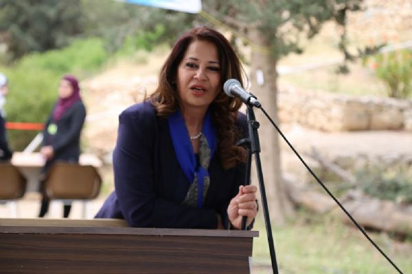 وزيرة البيئة لم تستلم مهامها في غزة