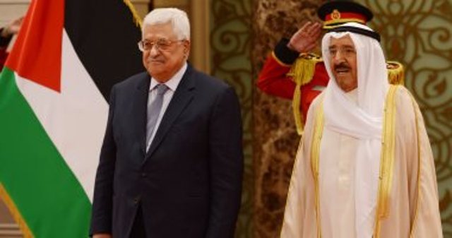  أمير الكويت يستقبل الرئيس ويجريان محادثات حول آخر التطورات

