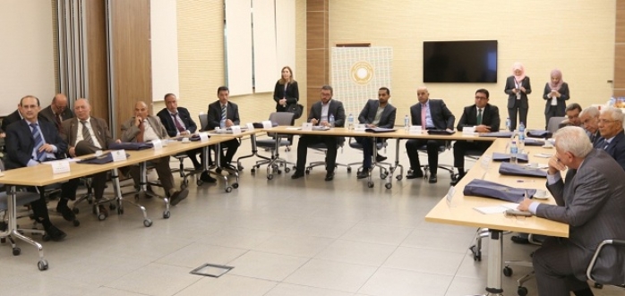 سلطة النقد تعقد لقاءً مع خبراء اقتصاديين لاطلاعهم على مستجدات عمل القطاع المصرفي وخططه المستقبلية
