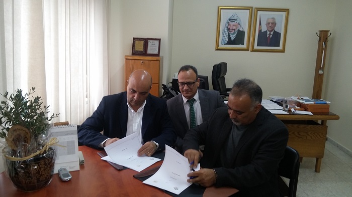 وزارة العمل توقع مذكرة تفاهم مع مؤسسة الأفق للتنمية الشبابية

