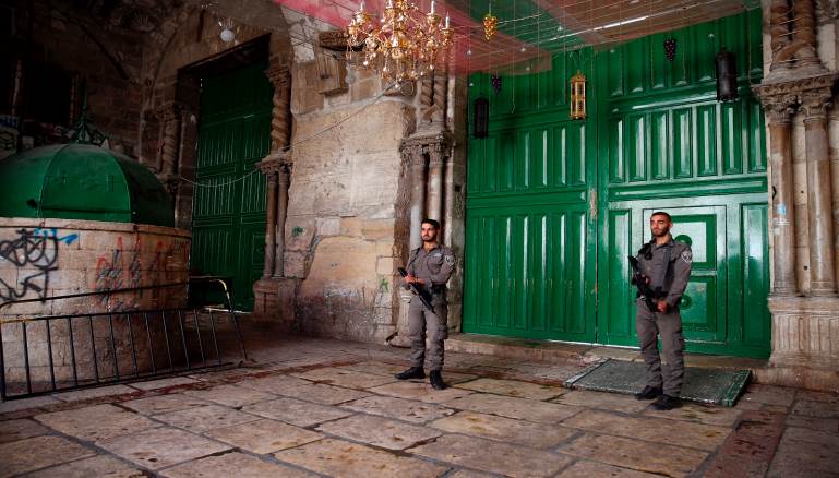 متابعة الحدث| الكشف عن انتهاكات خطيرة نفذها الاحتلال داخل المسجد الأقصى خلال إغلاقه 