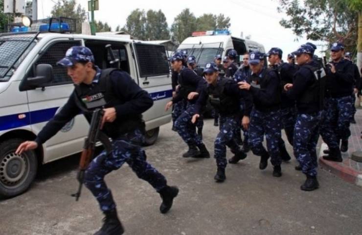 شرطة نابلس تجري تدريبا لسيناريو إلقاء القبض على مطلوبين خطيرين