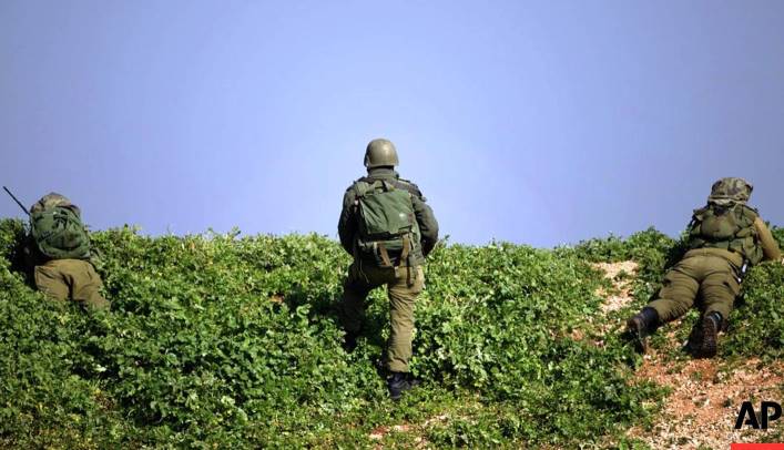 الجيش السوري  وفصائل تدعمها إيران تتقدم بمنطقة حدودية قرب إسرائيل