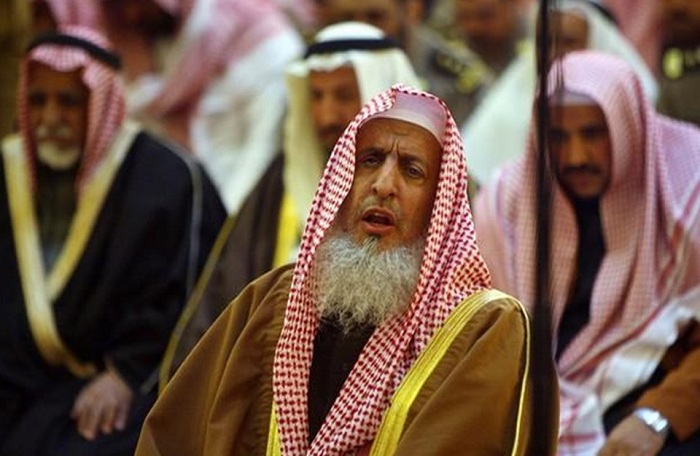 مفتي السعودية يحذر