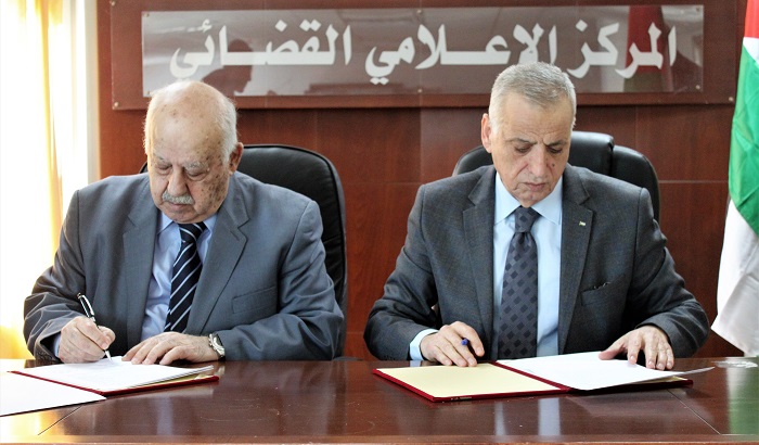 توقيع مذكرة التفاهم ما بين مجلس القضاء الأعلى وهيئة مكافحة الفساد

