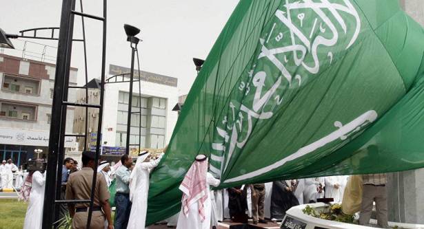 أول مغنية سعودية تمردت على تقاليد المملكة (فيديو)

