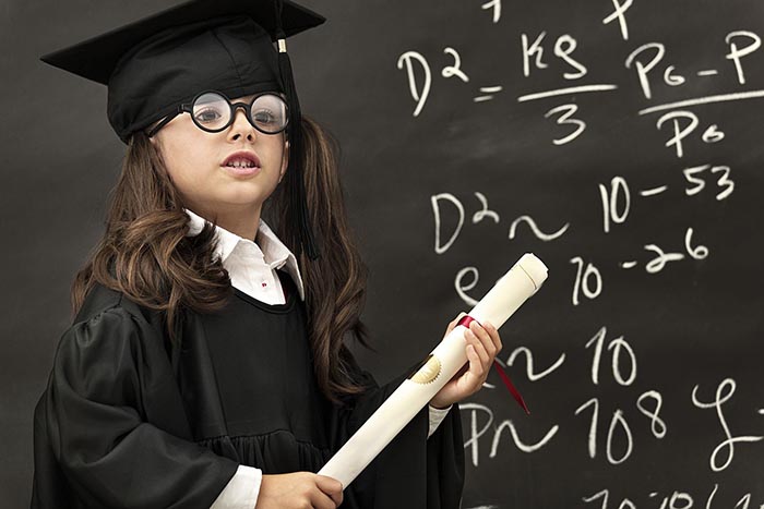10 حقائق طريفة عن الرياضيات.. لماذا تحتوي الدقيقة على 60 ثانية؟