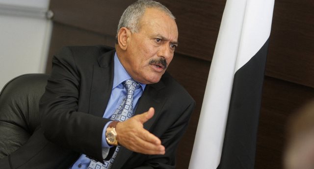 شاهد.. ماذا وجد بجعبة صالح بعد مقتله؟ (صورة)
