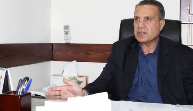 أبو ردينة: مشاورات