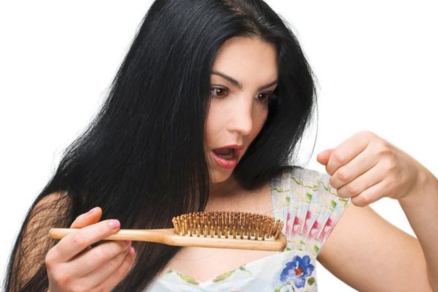 5 نصائح سهلة لتجنب تساقط الشعر
