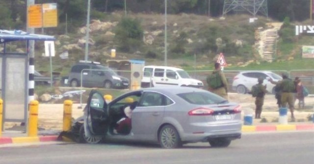 إصابة فتاة بنيران الاحتلال على مفرق عتصيون بزعم عملية دهس 
