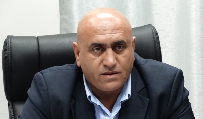محافظ نابلس: لن نتراجع عن ملاحقة الخارجين على القانون
