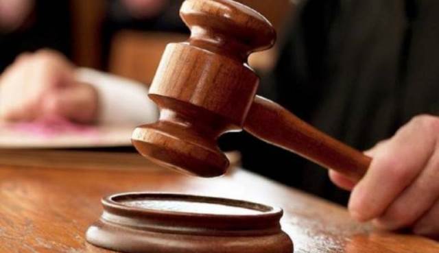 الحكم على شخص بالأشغال الشاقة 15 عاما بتهمة القتل القصد