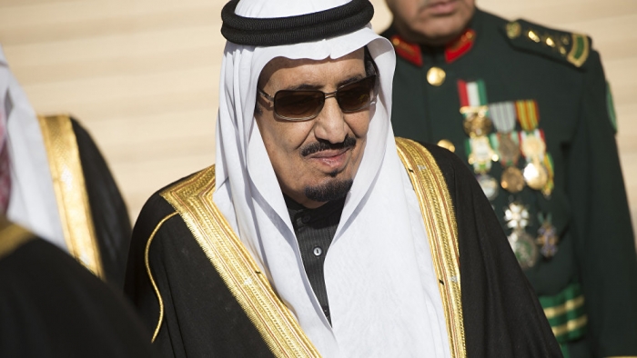 الملك سلمان يقرر إعفاء السفير السعودي في واشنطن وإحالة وزير الخدمة المدنية للتحقيق