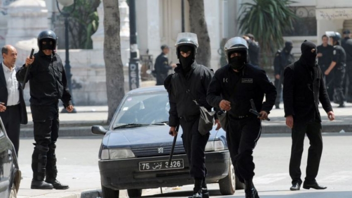 انفجار وإطلاق نار