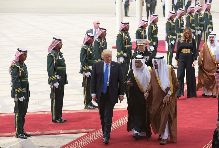 ترجمة الحدث | الاقتراح السعودي لإسرائيل هي الصفقة التي يحلم بها ترامب في الشرق الأوسط

