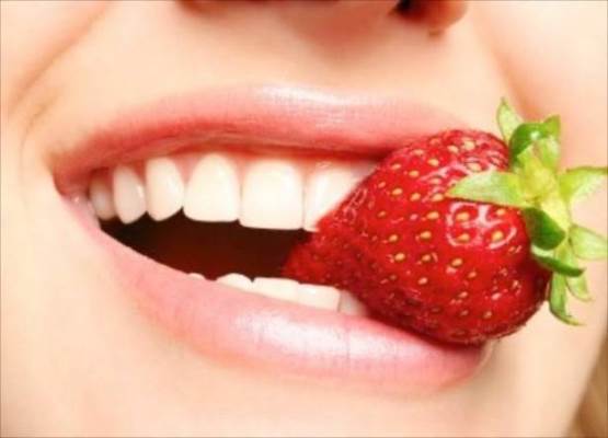 طرق لتبييض الأسنان