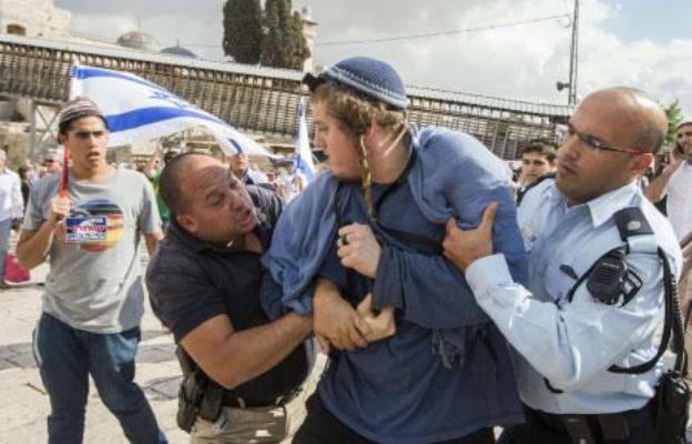 مشروع قانون يبيح للمستوطنين التوجه بقضايا ضد الدولة في المحاكم المركزية