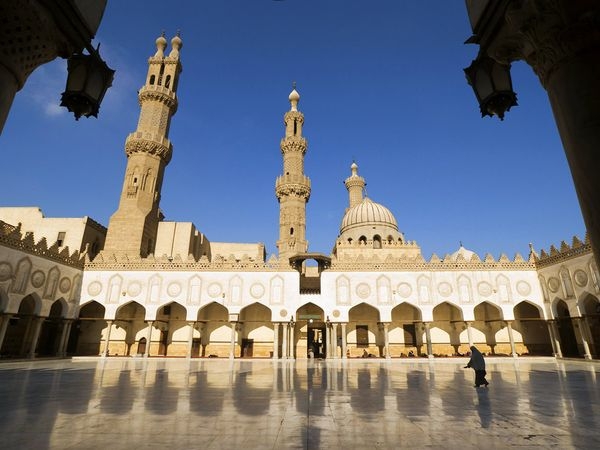 الأزهر: الإجراءات التي أقدم عليها الاحتلال الاسرائيلي بالحرم القدسي باطلة شرعًا وقانونًا