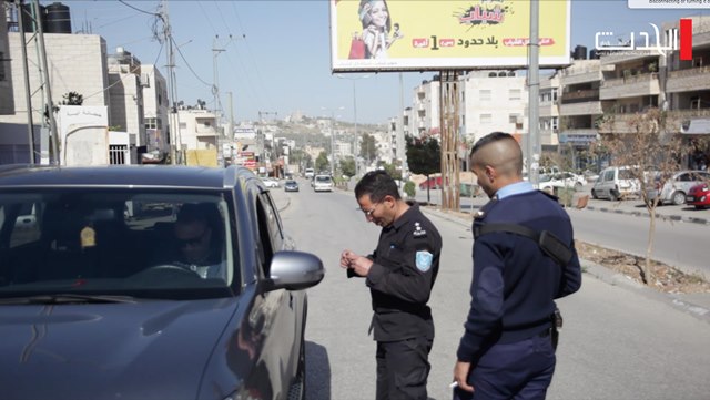 ضبط مركبة عمومي بداخلها (10) ركاب كحمولة زائدة في جنين
