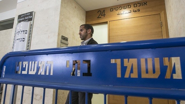  الاحتلال يصدر أوامر اعتقال إداري بحق (34) أسيراً
