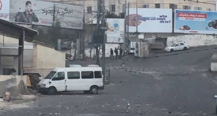 إصابات خلال مواجهات مع الاحتلال في العيزرية