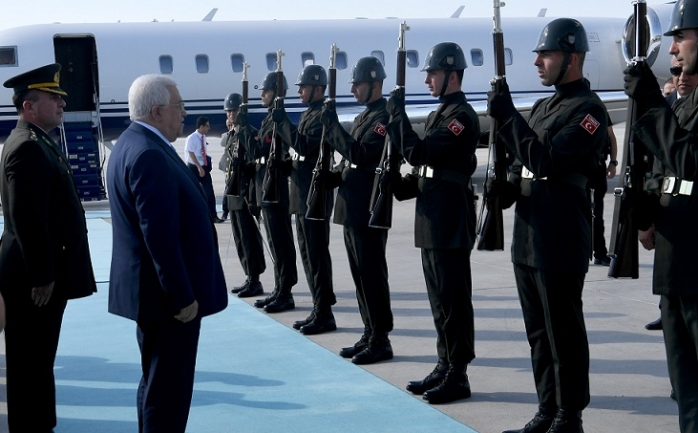 الرئيس يصل أنقرة في زيارة 
