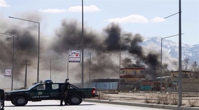 انفجار قرب السفارة الأميركية في افغانستان 
