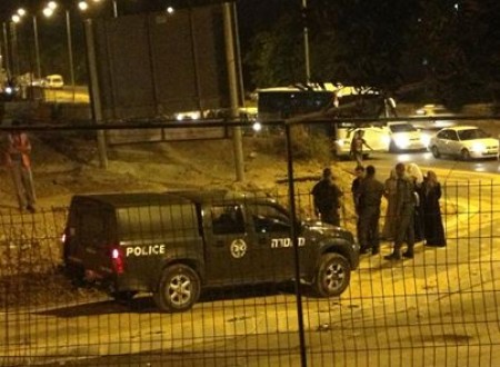 قوات الاحتلال تعتقل شابا مقدسيا بزعم محاولة تنفيذ عملية في القدس