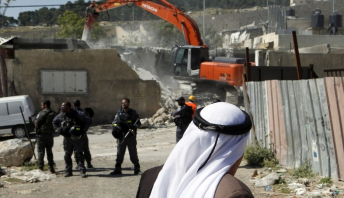 الاحتلال يسلّم دفعة جديدة من إخطارات الهدم بالقدس المحتلة