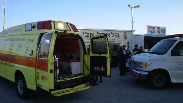 مقتل 3 اسرائيليين واصابة آخرين بجروح خطيرة في حادث سير في القدس

