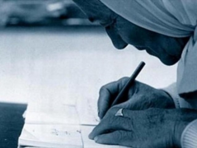 الإحصاء: حوالي 90 ألف أمي وأمية في فلسطين
