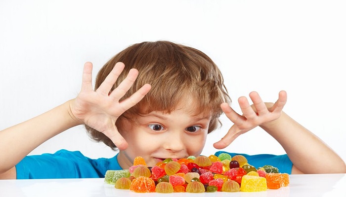 تأثير الصبغات الغذائية الملونة على الأطفال 

