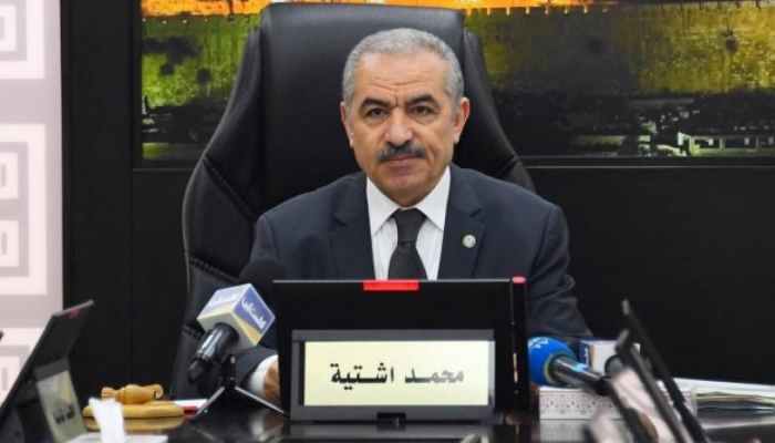 اشتية: طاقم طبي لفحص