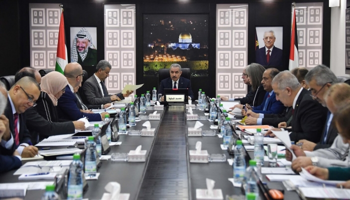 الحكومة تعتمد حزمة