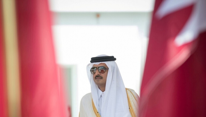 أمير قطر يعين مساعدا