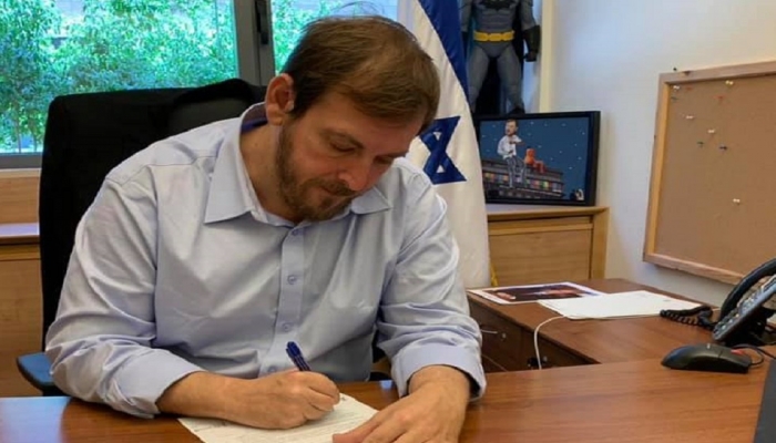  وزير السياحة الإسرائيلي يعلن استقالته بعد تسجيل ربع مليون حالة كورونا