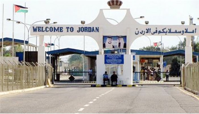 الأردن يعلن آلية الدخول من المعابر البرية
