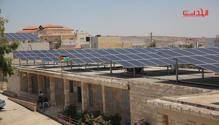 صراع الطاقة الشمسية الفلسطينية وإسرائيل.. سبل النجاة من كارثة الـ 2030 (فيديو)