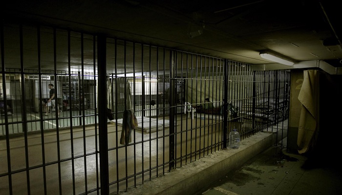  فرار 69 سجينا من سجن بعبدا شرق بيروت والأمن يطوق المنطقة